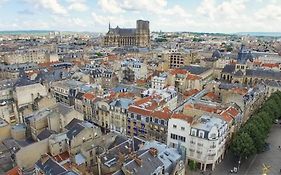 Reims Centre : appartement lumineux et atypique 46, Place d'Erlon